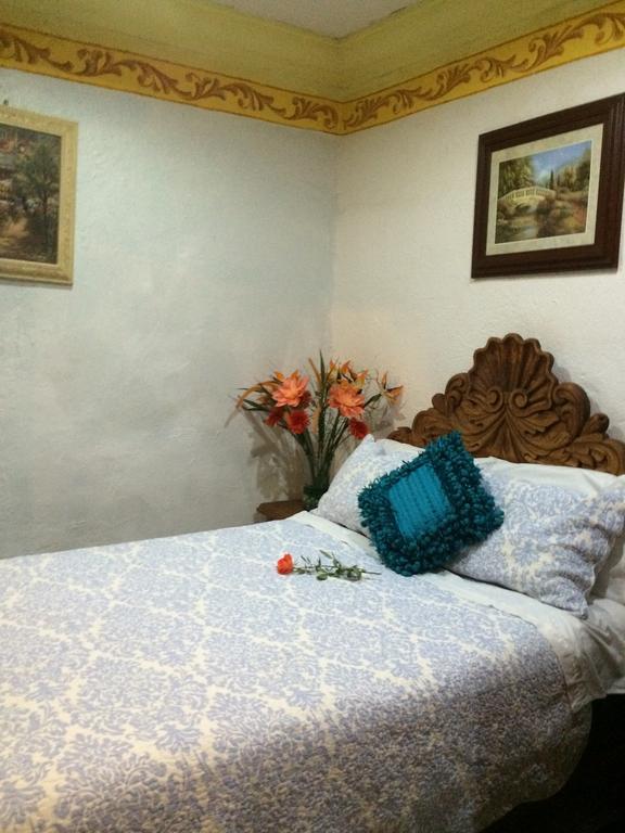 Hotel Eden De Los Angeles San Miguel de Allende Zimmer foto